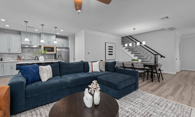 Greater Fondren Southwest House | Modern Large home in Gated Community