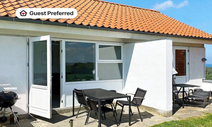 Sandkaas House | Modern Loft with Sea View - By Traum Ferienwohnungen