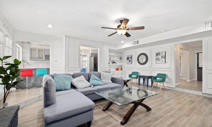 McKinney House | Modern & luxurious & pool & SPA & 5 bedroom