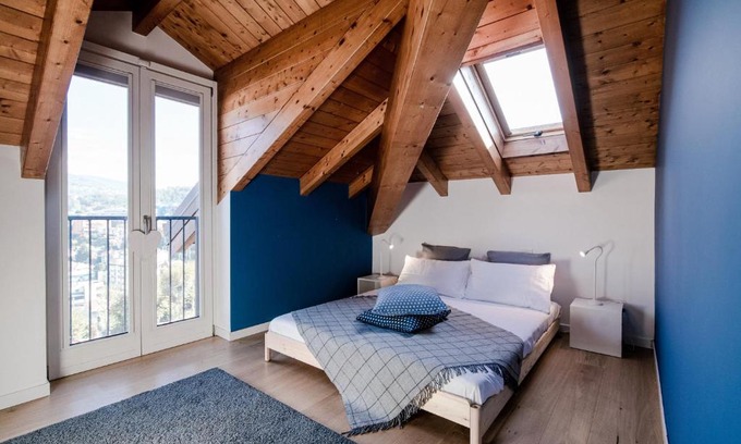 Como Apartment | Modern Luxury Attic - byMyHomeInComo