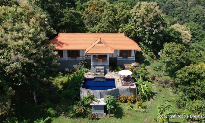 Kaliasem House | Modern luxury villa with fantastic sea views