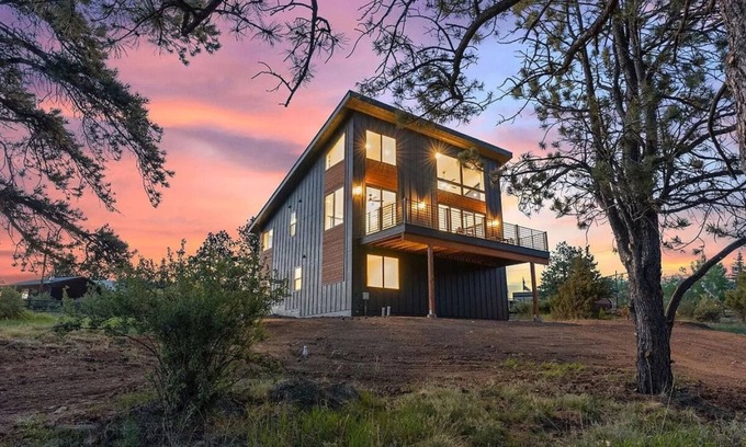 Bailey House | Modern Mountain Escape! Luxe Retreat in Bailey, CO