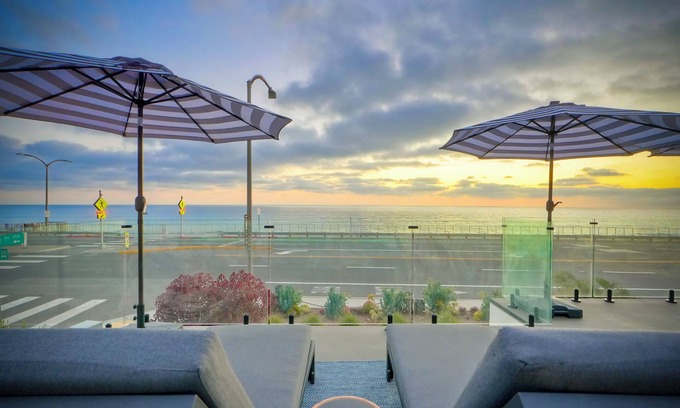 Carlsbad Condo | Modern Ocean-View Retreat w/ Firepit & Steps to Carlsbad Beach
