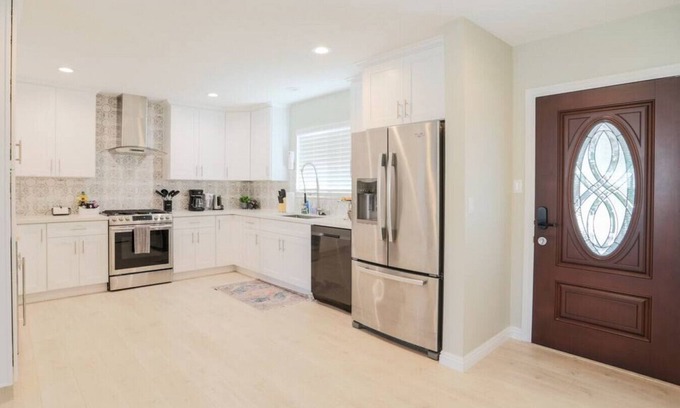 West Covina House | Modern Serenity Space BBQ with High-Speed Internet, Workspace, & Cool AC