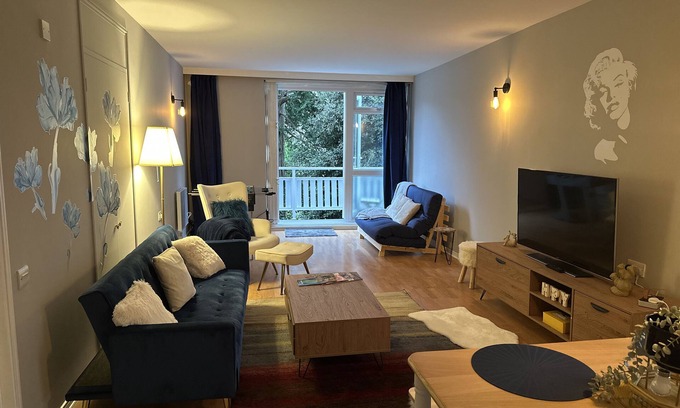 West Putney Apartment | Modern, spacious & luxurious sunny flat in London