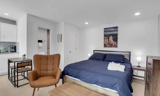 El Paso Apartment | Modern Studio! Perfect for Business Travelers