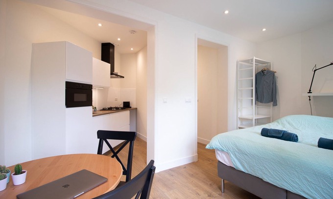 Municipality of Den Haag Apartment | Modern studio with terrace