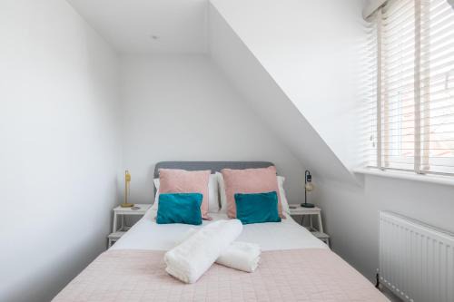 Histon Apartment | Modern Stylish Cambridge Pad (Free Parking)