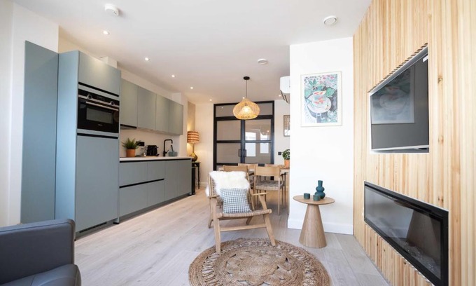 Scheveningen Apartment | Modern two bedroom apartment close to the beach