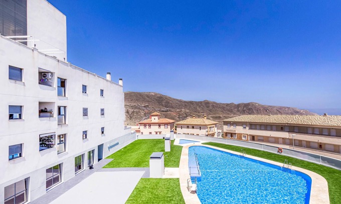 La Envia Apartment | Modern vacation apartment near a golf course.