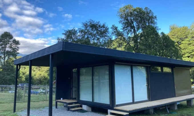 Pucon House | Moderna, Acogedora y con río