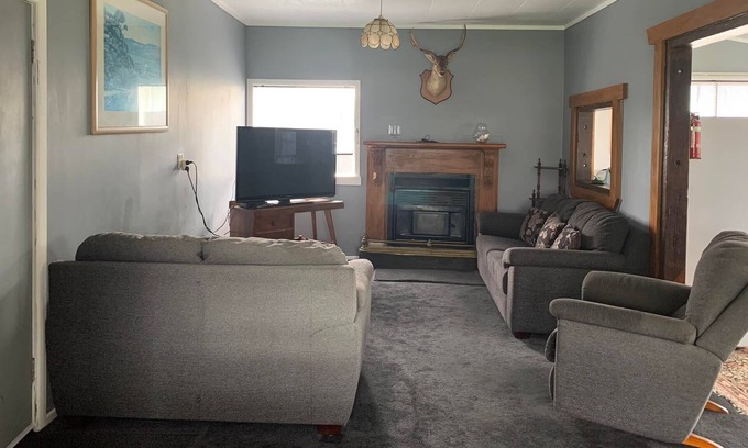 Mokau House | Mokau house 5 minutes to the beach, Waikato, New Zealand