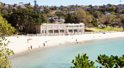 Mosman Apartment | Moments to Balmoral - Art Deco Apartment Mosman
