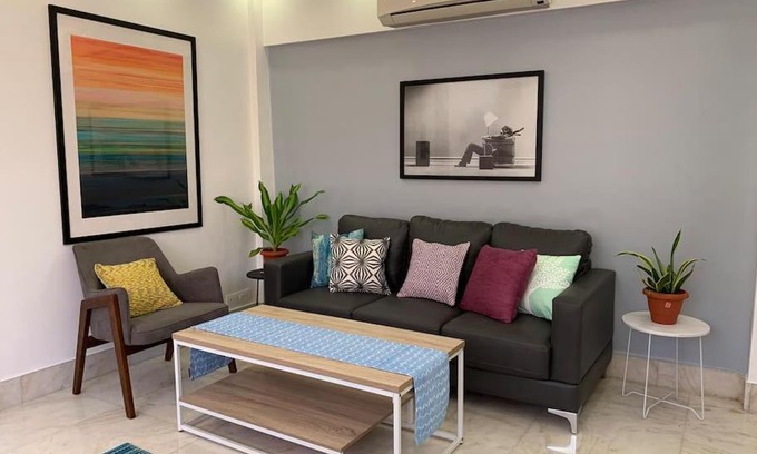 Bandra West Apartment | Mon Desire 1, Perry Cross Rd, Bandra West by Connekt Homes