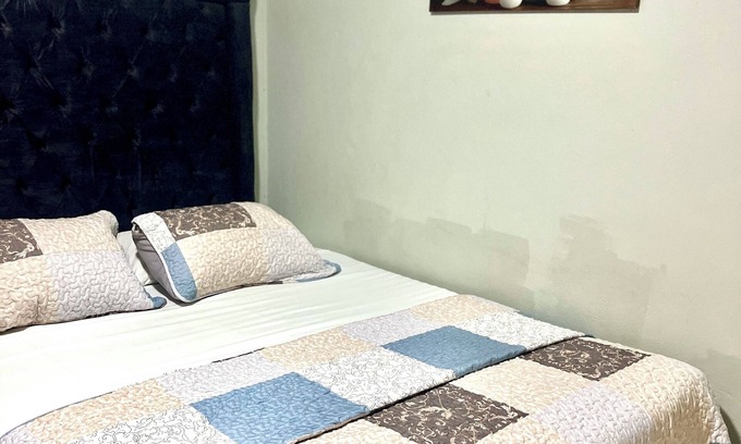 Mona Heights Apartment | Mona Master Suite