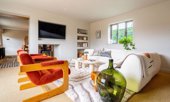 Aldborough Cottage | Monarc House is a stunning reimagining of a traditional Norfolk Cottage, tucked away in the heart of