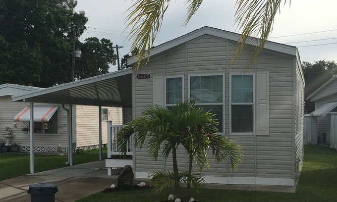 Trailer Estates House | Monthly Discounts will be reflected on your price quote.