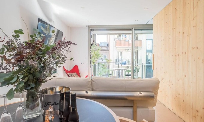 Sant Gervasi Apartment | Monthly rentals: Lovely apt. w/big terrace