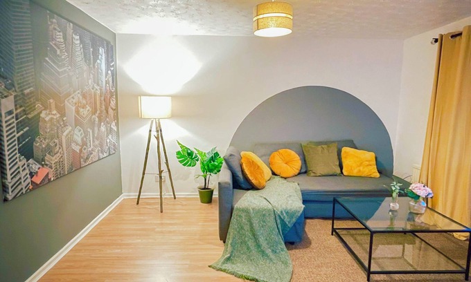 Holbeck House | Monthly Stay Discount - Homevy Leeds