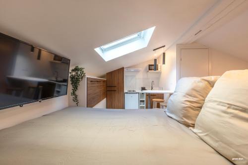 Arnaud Bernard Apartment | Montsejour - Magnifique studio neuf