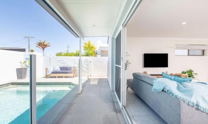 Mooloolaba House | Mooloolaba Escape to Mooloolaba & Feel At Home in Style