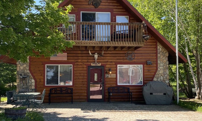 Whipholt Cabin | Moosehead Cabin on Leech Lake