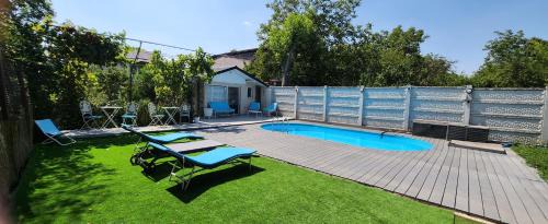 Militari Villa | Morii Lake Pool Villa