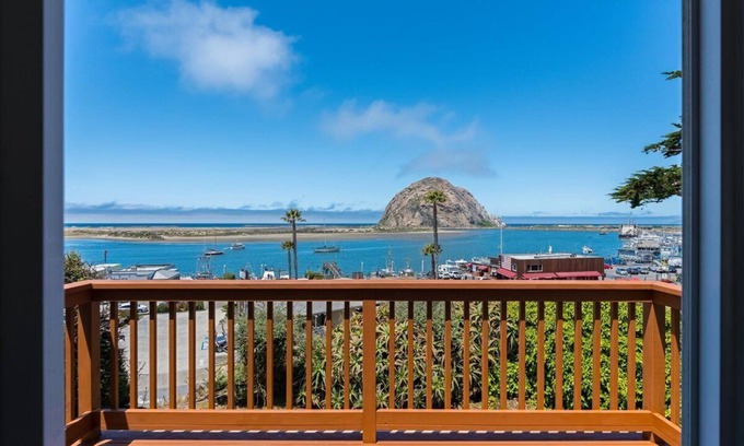 Morro Bay House | Morro Bay Escape - Overlooking the coastline and the Embarcadero
