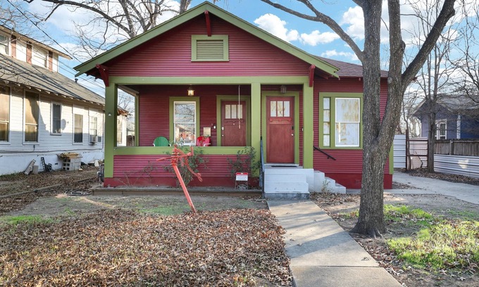 Downtown San Antonio House | Mosaic - A Birdy Vacation Rental