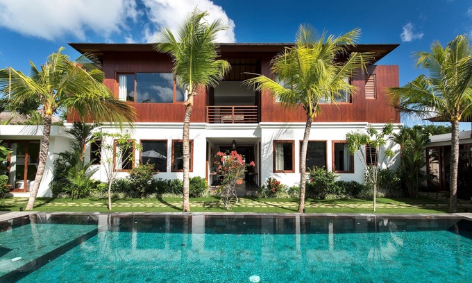 Central Seminyak Villa | Most Stunning Enclave 6 BR, Seminyak