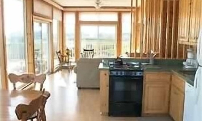 Darnley House | Mostly Dune at Thunder Cove