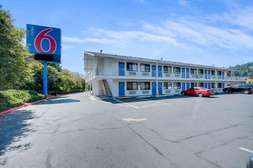 Sehome Hotel | Motel 6-Bellingham, WA