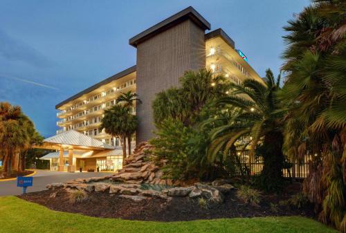 Cutler Bay Hotel | Motel 6-Cutler Bay, FL