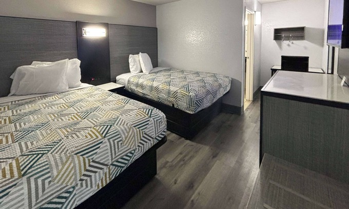 Meridian Hotel | Motel 6 Meridian, MS