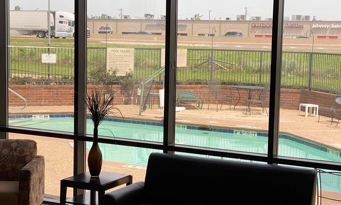 Central Oklahoma City Hotel | Motel 6 Oklahoma City, OK - Fairgrounds West