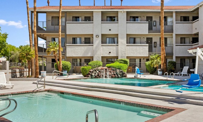 Tempe Hotel | Motel 6 Tempe, AZ – Elliot Road