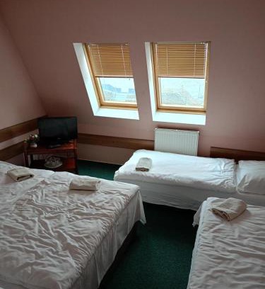 Kolin 2 House | Motel Oseček