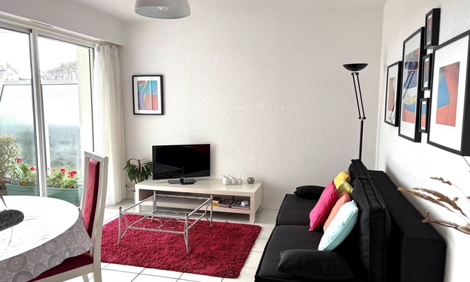 Tregastel Apartment | "MOUETTES" Rental Trégastel Sea Beach at 40m Feet in the water Côte Granit Rose