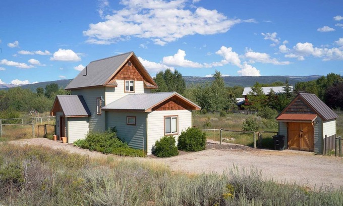 Driggs House | Mountain Family Cottage Near Ski Hill Road, Grand Targhee