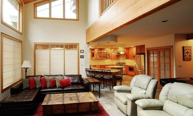 Alyeska House | Mountain luxury; 3200 sq ft home with view, pool table and close to skiing!