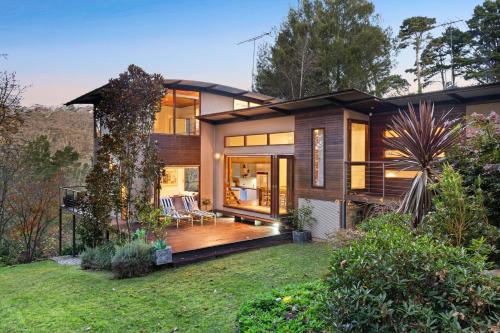 Leura House | Mountain Nest Leura - Unbelievable Views!
