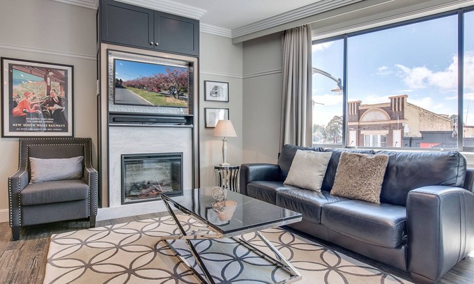Katoomba Apartment | Mountain Retreat, Steps from Train Station