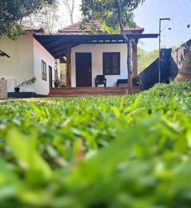 Mannarkkad House | Mountain valley homestay