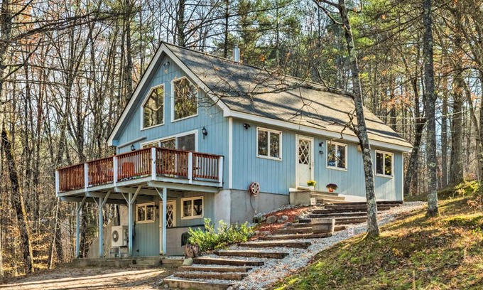 Conway House | Mountain-View Conway Cabin about 9 Mi to Slopes!