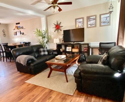 Grande Cache House | Mountain View Executive Suite