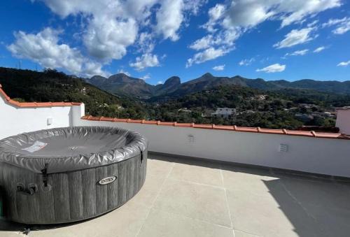 Teresopolis House | Mountain view, fireplace and private hot tub