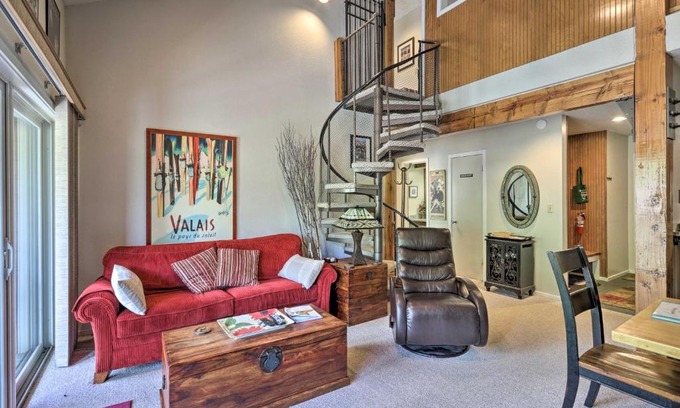 Crested Mountain Village Apartment | Mt Crested Butte Cajun Chalet Condo Walk to Ski