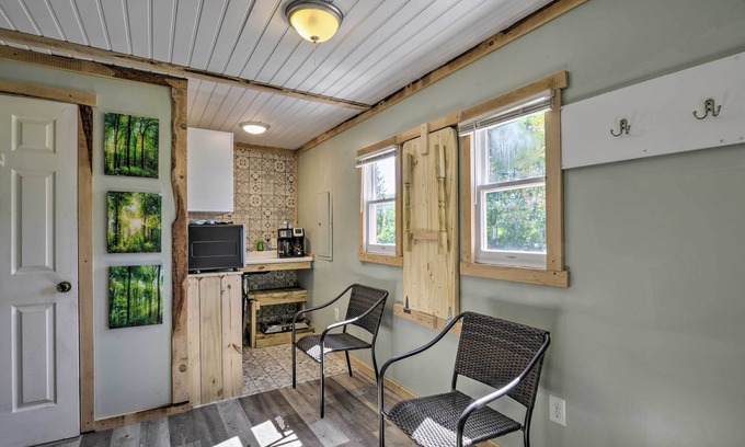 Mt Lookout Apartment | Mt Lookout Tiny House w/Backyard & Fire Pit!