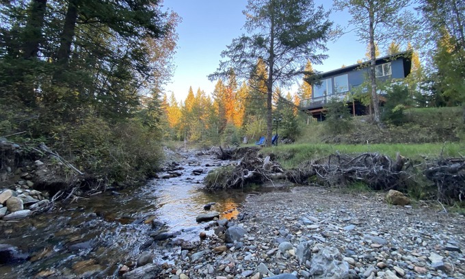 Eureka House | MT Retreat