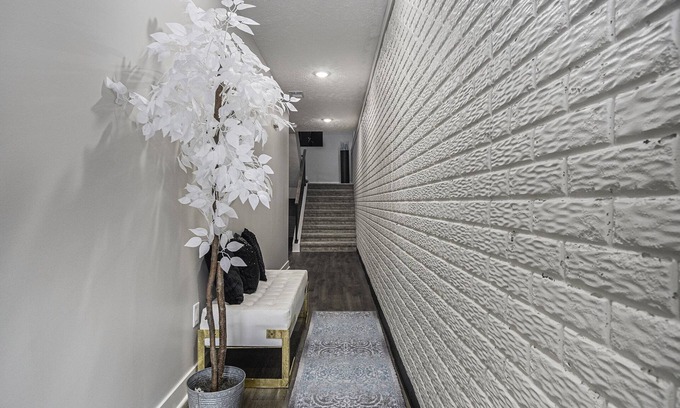 Midtown House | Multiple Luxury Townhomes in Boutique Property